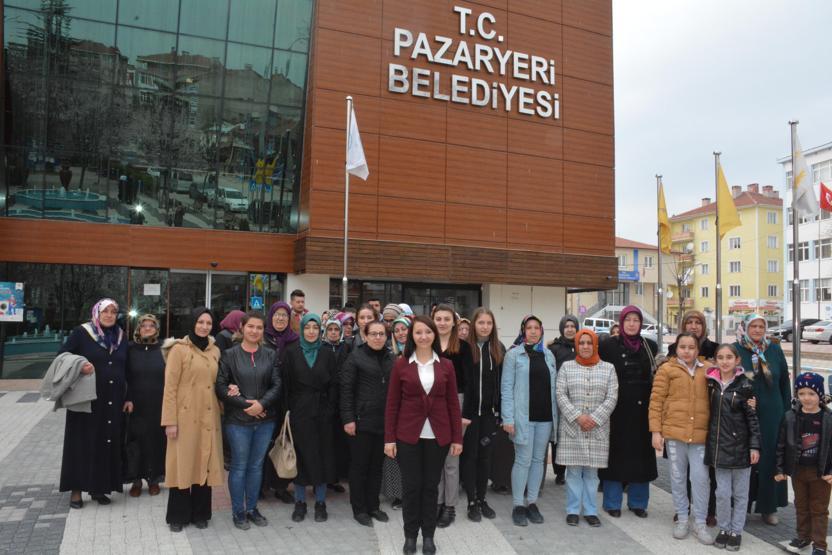 Sekreter olarak girdiği belediyeye başkan oldu
