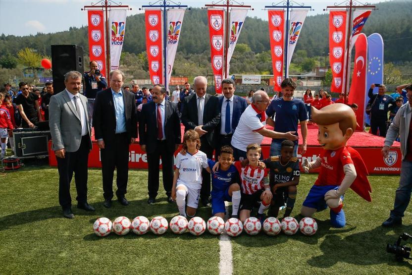 6. Uluslararası U12 İzmir Cup başladı