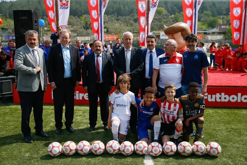 6. Uluslararası U12 İzmir Cup başladı