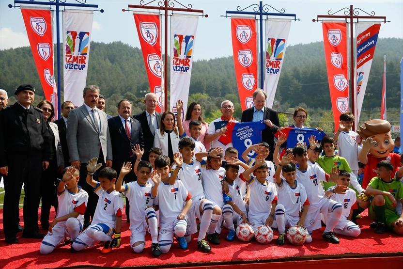 6. Uluslararası U12 İzmir Cup başladı