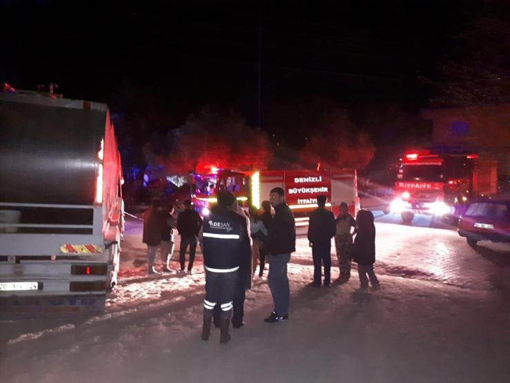 Seyir halindeki kamyonun freni patladı: 3 yaralı