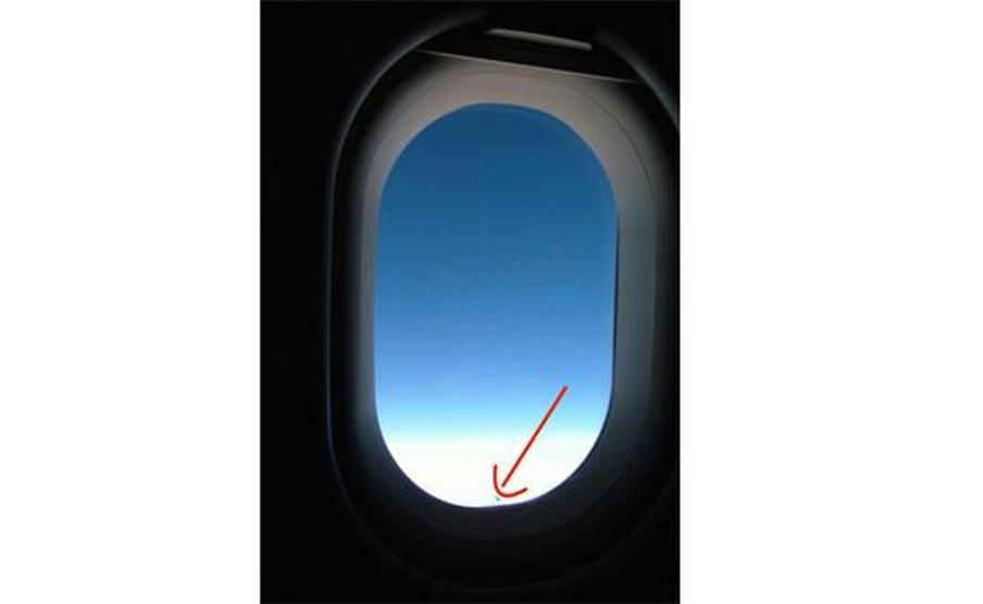 Kimse farkında değil iPhonedaki o delik...