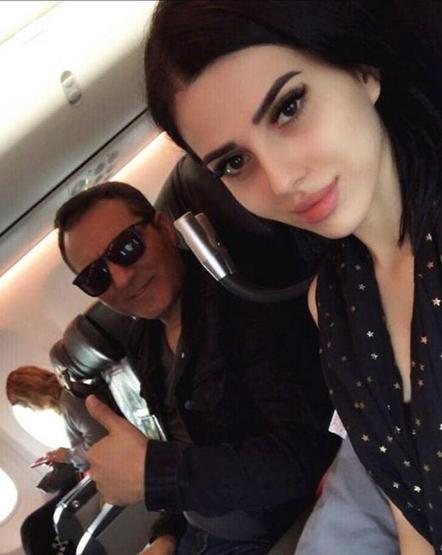 Rafet El Roman kol kanat gerdi