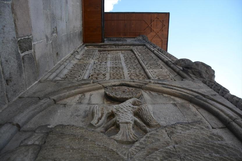 Selçuklunun eşsiz eserlerine ziyaretçi akını
