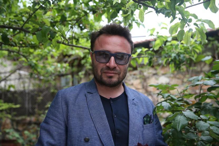 Halfetinin karagülü çiçek açtı