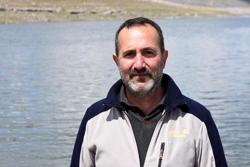 Kafesten kaçan balıklar amatör balıkçıları sevindirdi