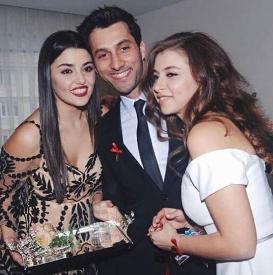 Hande Erçelin mutlu günü Ablası evleniyor