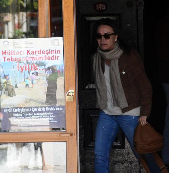 Eşi için mevlit okuttu