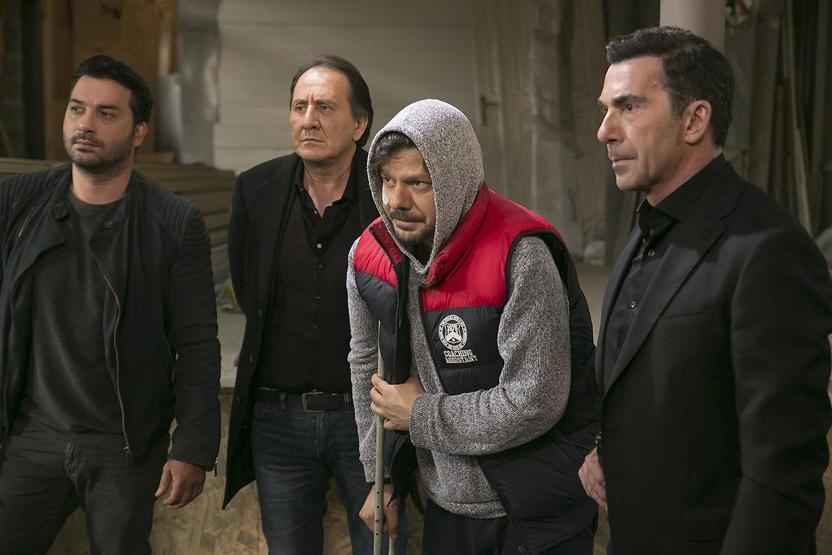 Arka Sokaklar 515. bölüm fragmanı: Rıza ve Alinin başı belada