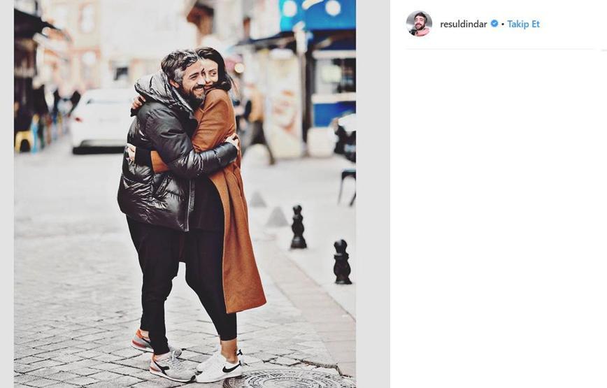 Ünlü şarkıcıdan kızıyla ilk fotoğraf