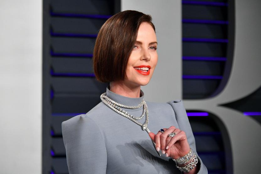 Charlize Theron merak uyandırmaya devam ediyor