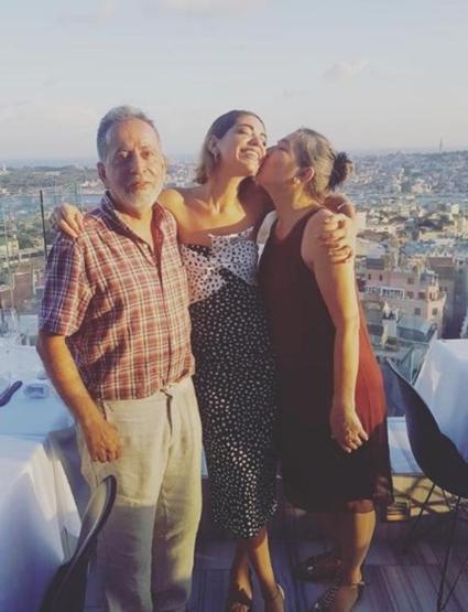 Anlaşmak için dil kursuna gittiler