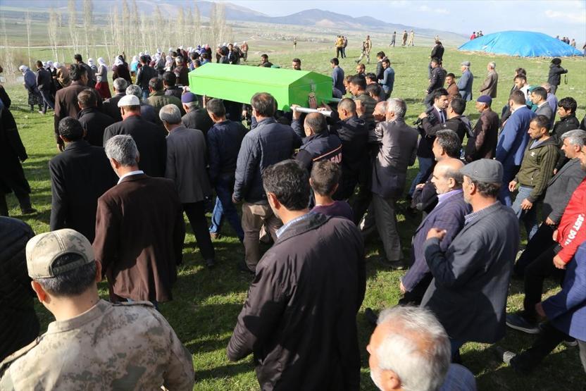 Küçük Furkan son yolculuğuna uğurlandı