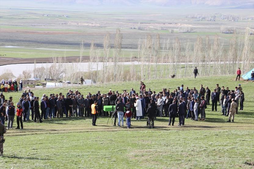 Küçük Furkan son yolculuğuna uğurlandı