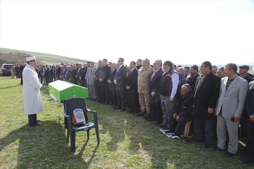 Küçük Furkan son yolculuğuna uğurlandı