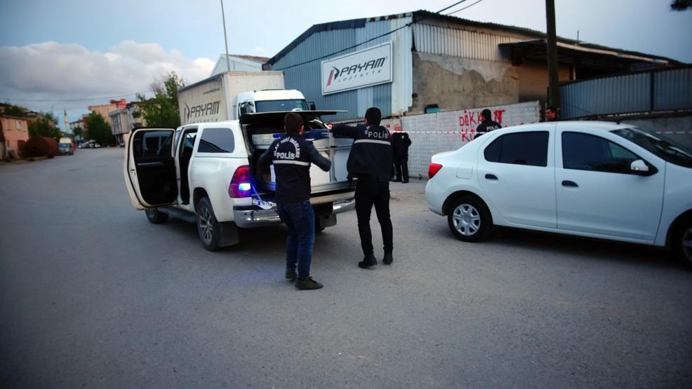 Tuzla’da TIR şoförünün feci ölümü