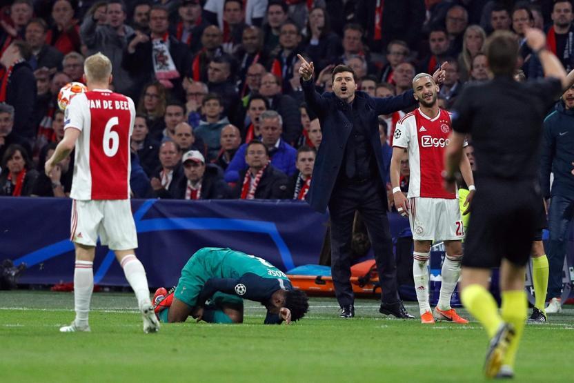 Ajaxta futbolcular gözyaşlarına boğuldu