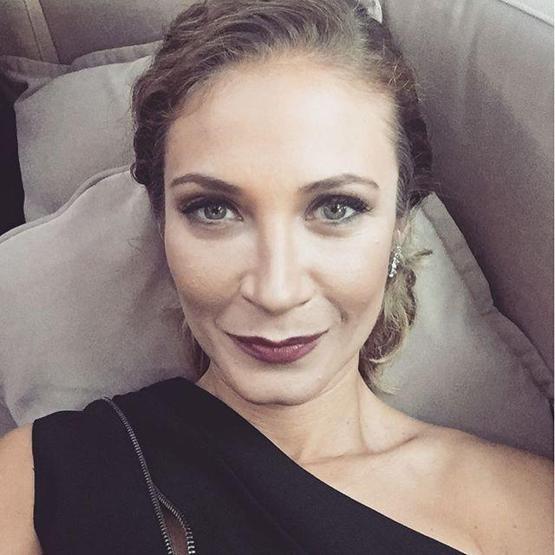 Sıfır makyaj Ece