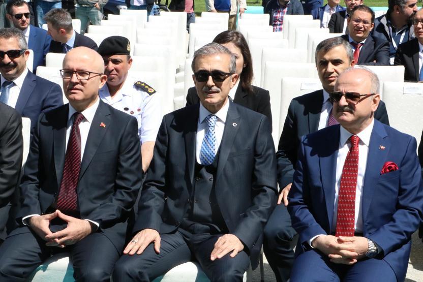 Türkiyenin ilk yerli helikopteri Kara Şahinin ilk 4 motoru tamam