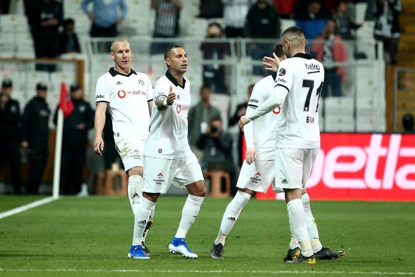 Beşiktaş ilk iki iddiasını sürdürdü