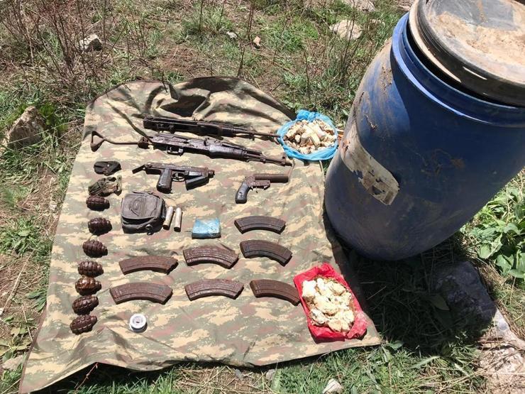 Başkalede terör örgütü PKKya ait cephanelik ele geçirildi