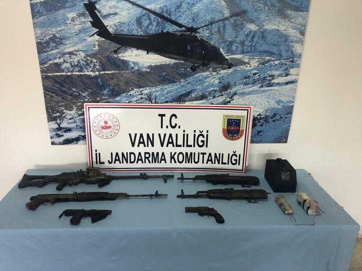 Başkalede terör örgütü PKKya ait cephanelik ele geçirildi