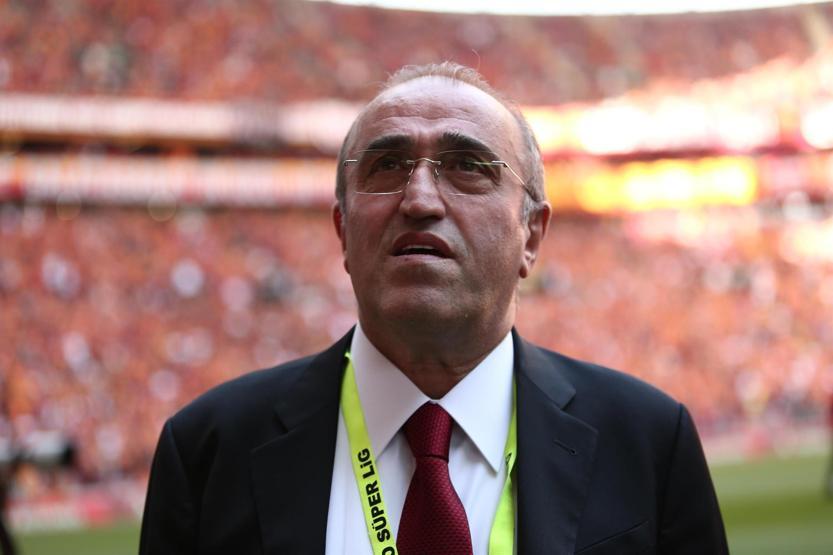 Galatasaray-Başakşehir maçında gergin anlar