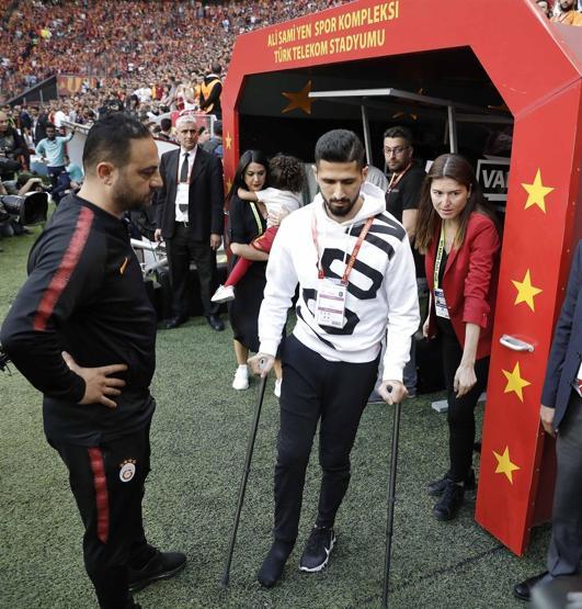 Galatasaray-Başakşehir maçında gergin anlar