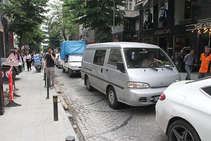 Lucescu trafiği kilitledi