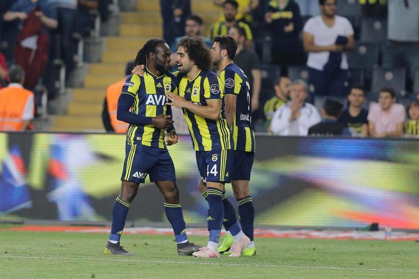 Mehmet Topal taraftarı ikiye böldü