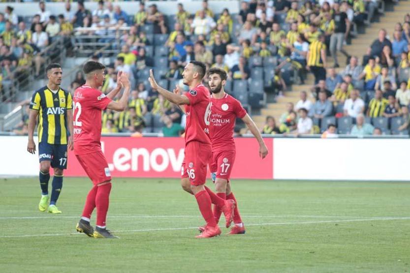 Galatasaray yayın gelirinde de şampiyon Fenerbahçe ve Bursaspor...