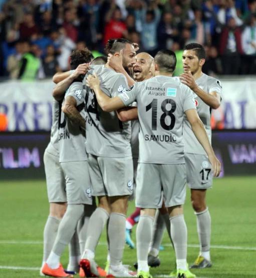 Galatasaray yayın gelirinde de şampiyon Fenerbahçe ve Bursaspor...