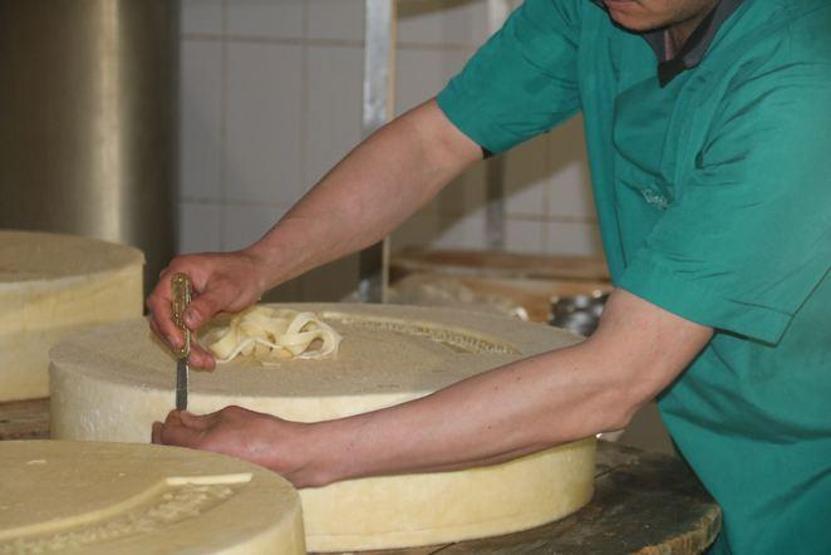 Yapması çok zahmetli ama bir yiyen bu lezzetten asla vazgeçmiyor
