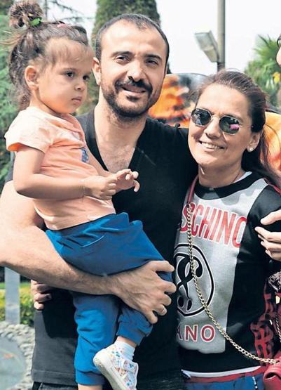 Demet Akalın: Hamileyken kendimi şişlemeyi düşündüm
