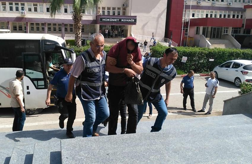 Adanada fuhuş şüphelisi 20 kişi adliyede