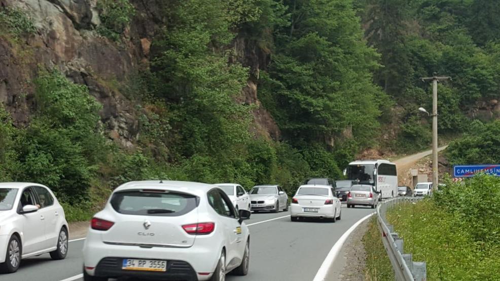 Bulutların üzerindeki yaylaya tatilci akını
