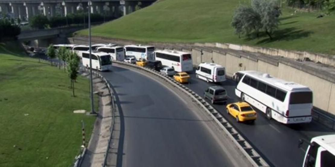 Bayram tatili dönüş yolunda trafik yoğunluğu