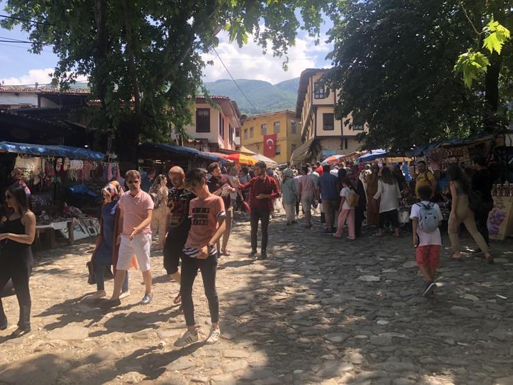 700 yıllık Cumalıkızık köyüne ziyaretçi akını