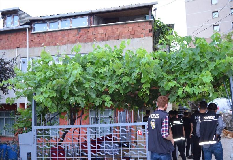 10 adrese eş zamanlı baskın İstanbul’da narkotik operasyonu
