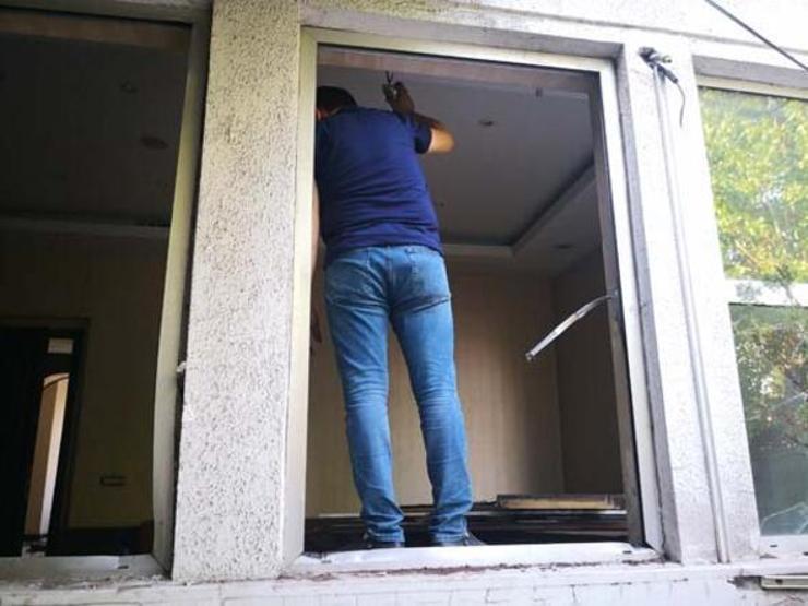 İstanbulda milyonluk yağma Bir zamanların deviydi, talan ettiler...