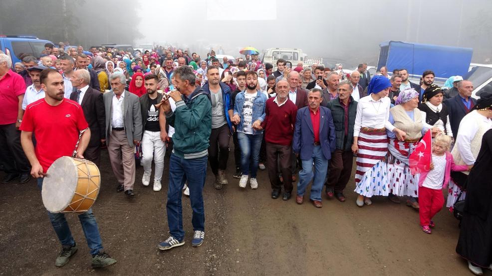 Trabzonda yayla göçü şenliğe dönüştü