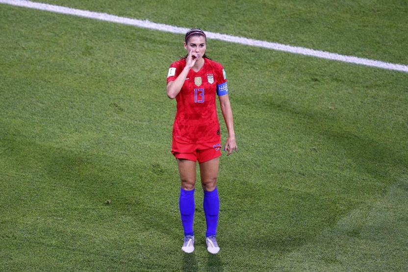 Alex Morgan tepkilere cevap verdi