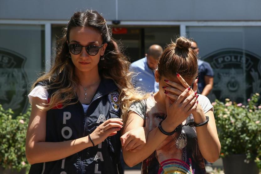 Antalyada yankesici operasyonu İran uyruklu 3 kişi yakalandı