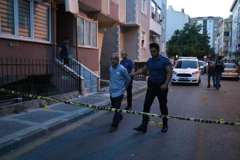 Ümraniyede komşular arasında silahlı kavga çıktı