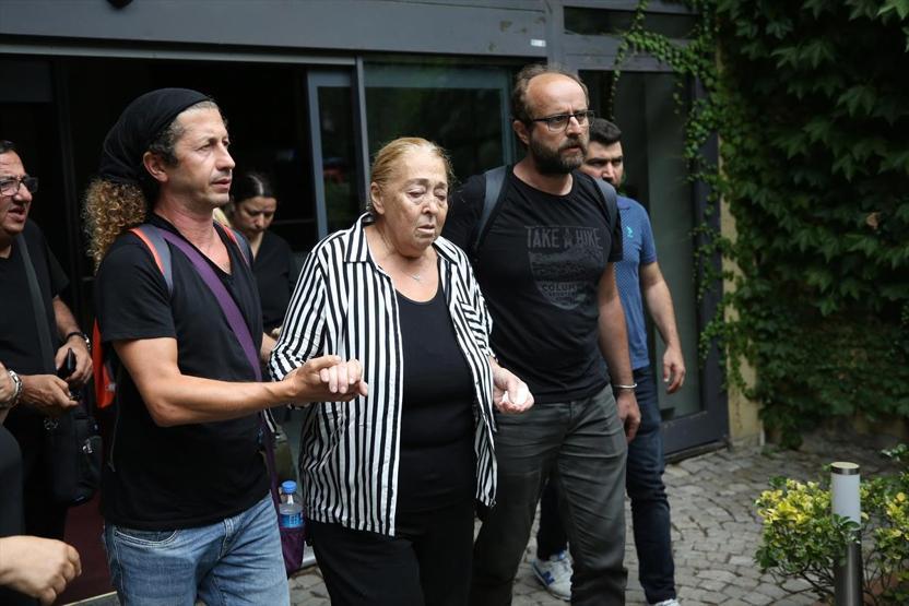 Küçük İskender son yolculuğuna uğurlandı
