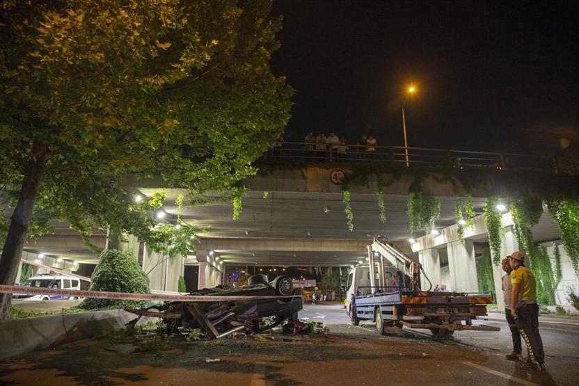 Ankara Keçişörende otomobil köprüden uçtu: 1 ölü, 2 yaralı