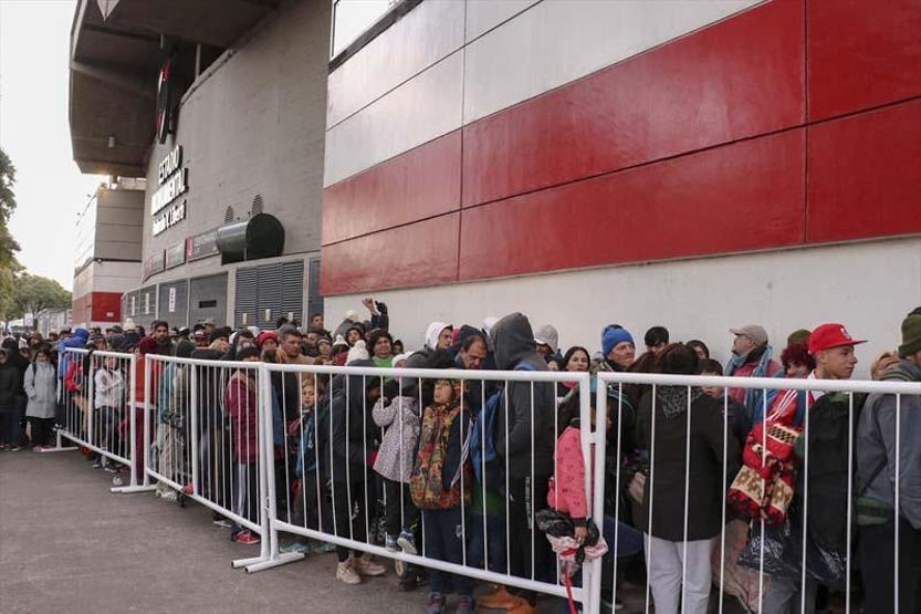 River Plate dünyaya dayanışma örneği gösteriyor