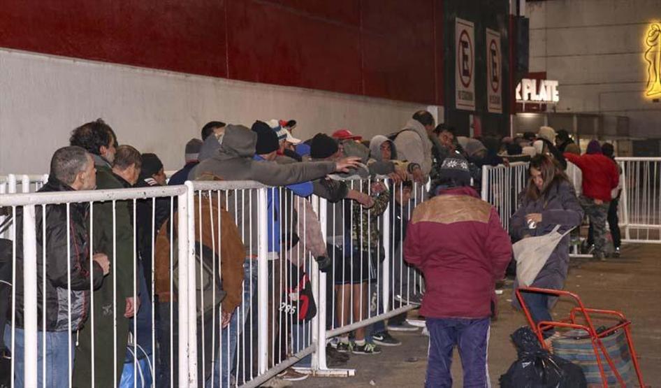River Plate dünyaya dayanışma örneği gösteriyor