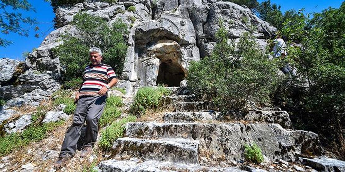 Alanyadaki Ayasofyada tarih talanı