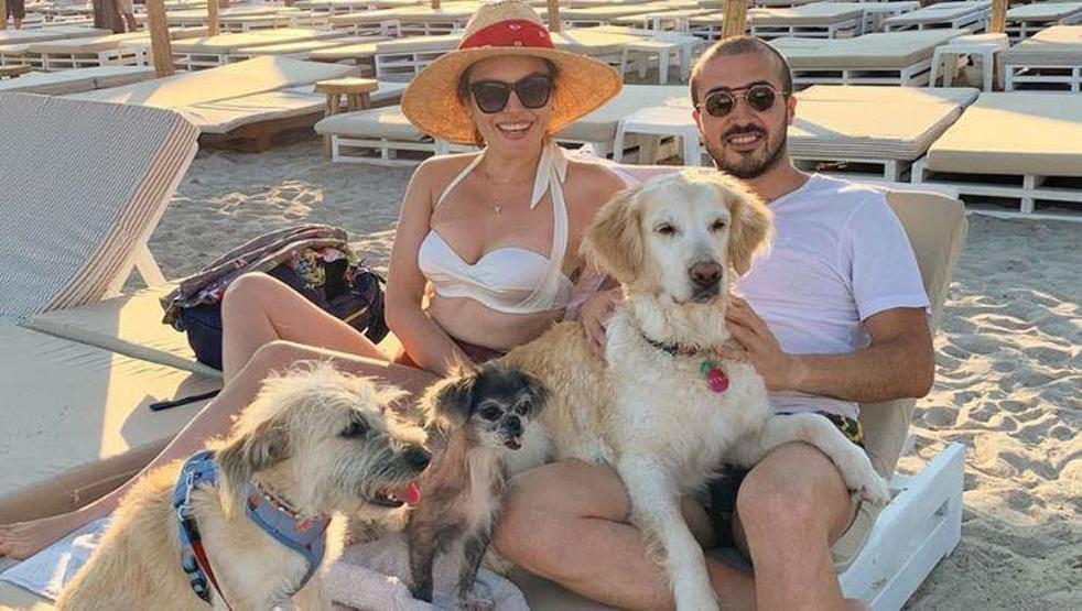 Ezgi Mola sevgilisi ile ortak oldu